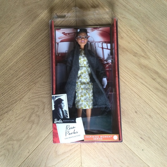 Barbie Rosa Parks Inspiring Women Doll - Picture 9 of 9